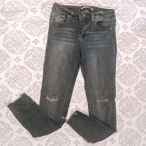 Super cute skinny jeans